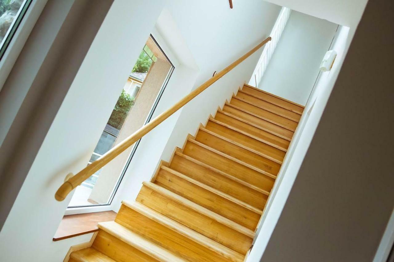 Koi Apartman Balatonalmádi Exteriör bild